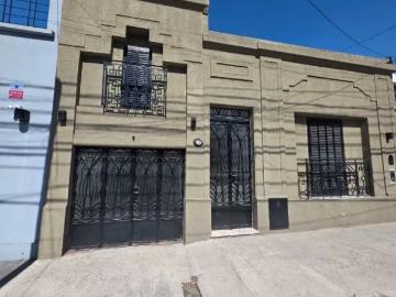 Alquiler de espectacular Casa 4 ambientes en Morón