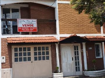 Alquiler de espectacular Casa 4 ambientes en San Miguel de Tucumán
