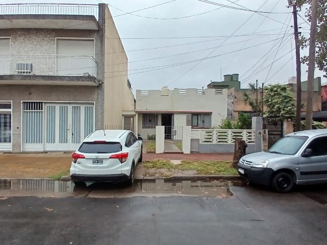 Alquiler de espectacular Casa 3 ambientes en Tres De Febrero Caseros