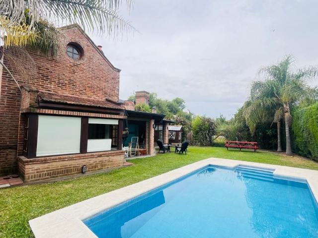 Alquiler de espectacular Casa 3 ambientes en Moreno