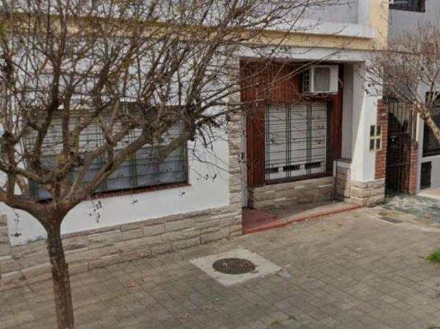 Alquiler de espectacular Casa 3 ambientes en Quilmes Bernal