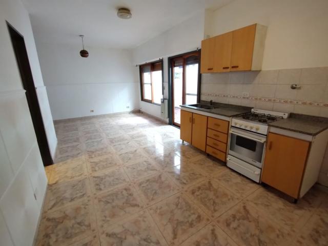 Alquiler de espectacular Departamento 1 ambiente en Floresta