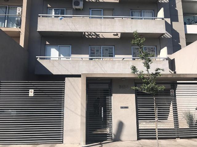 Alquiler de espectacular Departamento 1 ambiente en Morón Castelar