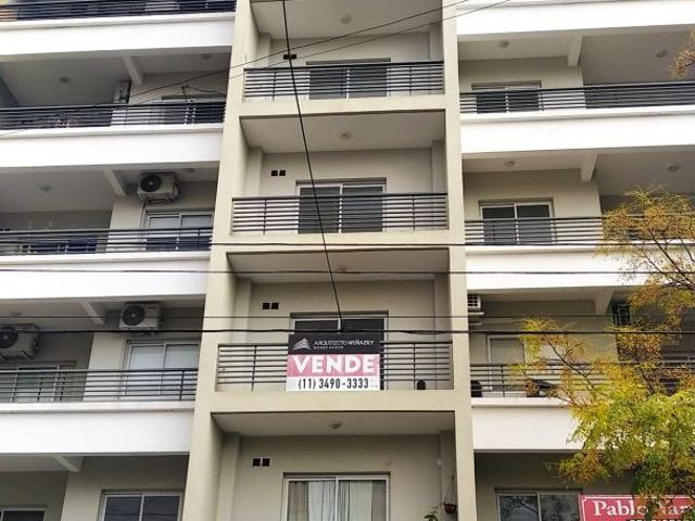 Alquiler de espectacular Departamento 1 ambiente en Tres De Febrero Caseros