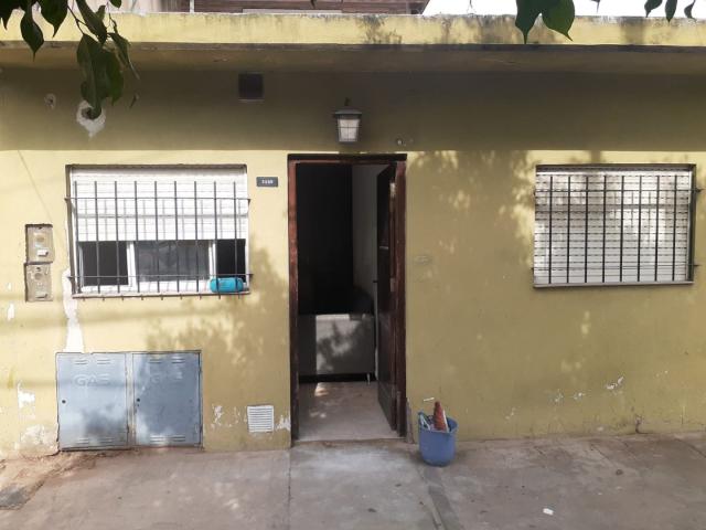 Alquiler de espectacular Departamento 1 ambiente en Tres De Febrero Saenz Peña