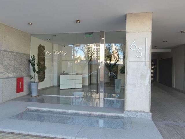 Alquiler de espectacular Departamento 2 ambientes en Neuquén