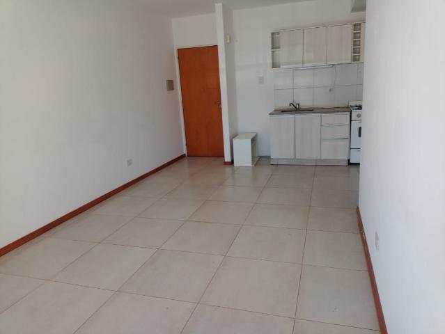 Alquiler de espectacular Departamento 2 ambientes en Neuquén