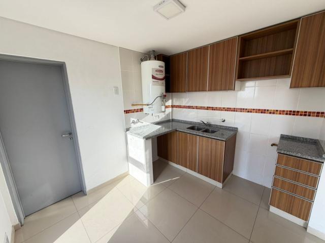 Alquiler de espectacular Departamento 2 ambientes en Berazategui