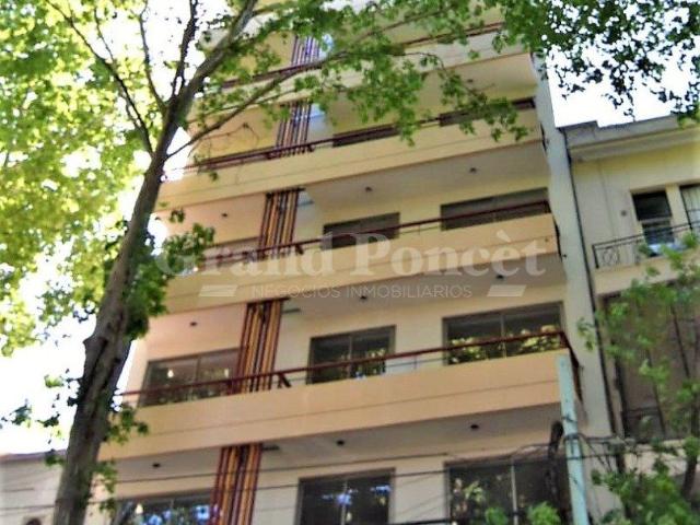 Alquiler de espectacular Departamento 2 ambientes en Boedo