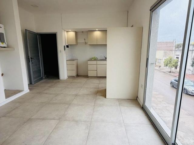 Alquiler de espectacular Departamento 2 ambientes en Bragado