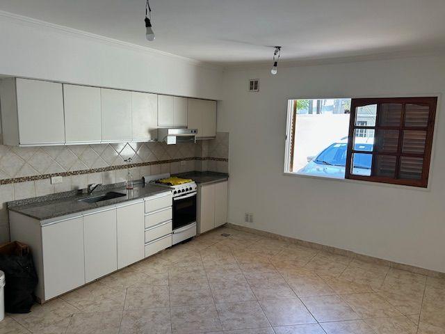 Alquiler de espectacular Departamento 2 ambientes en Lanús Remedios de Escalada
