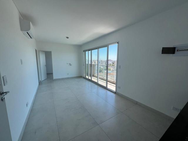 Alquiler de espectacular Departamento 2 ambientes en Lanús