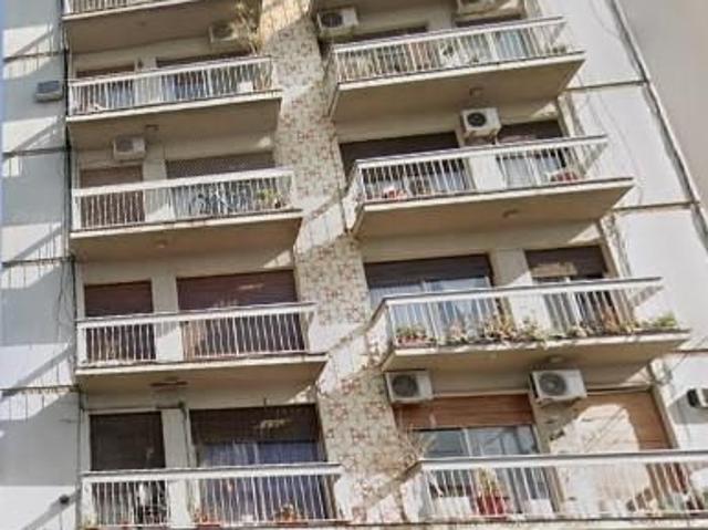 Alquiler de espectacular Departamento 2 ambientes en Lomas de Zamora