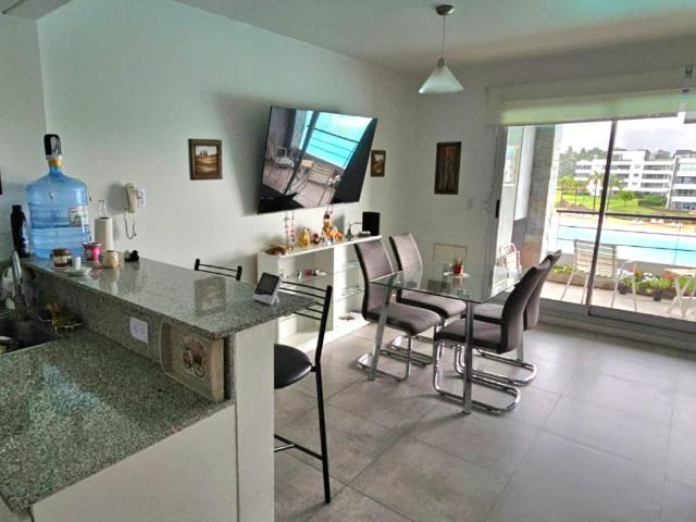 Alquiler de espectacular Departamento 2 ambientes en Pilar