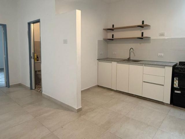 Alquiler de espectacular Departamento 2 ambientes en Quilmes