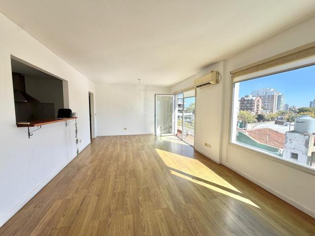 Alquiler de espectacular Departamento 2 ambientes en San Isidro Beccar