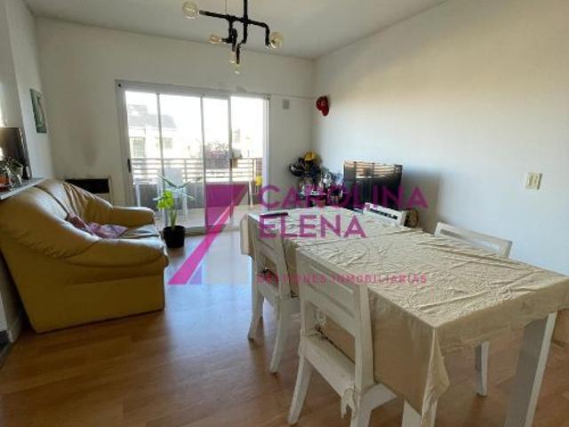 Alquiler de espectacular Departamento 2 ambientes en Tigre