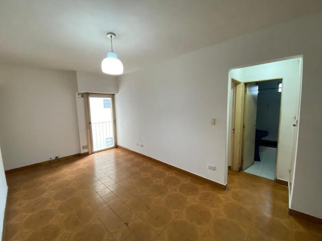 Alquiler de espectacular Departamento 2 ambientes en Tres De Febrero Ciudadela