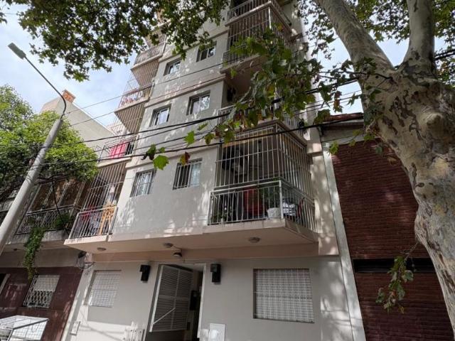 Alquiler de espectacular Departamento 2 ambientes en Tres De Febrero Santos Lugares