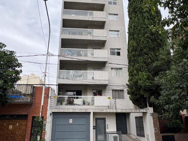 Alquiler de espectacular Departamento 2 ambientes en Tres De Febrero Saenz Peña