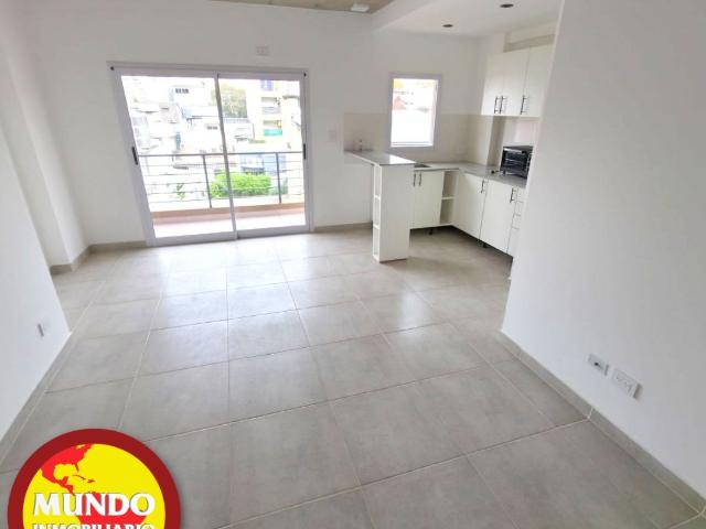 Alquiler de espectacular Departamento 2 ambientes en Tres De Febrero Saenz Peña