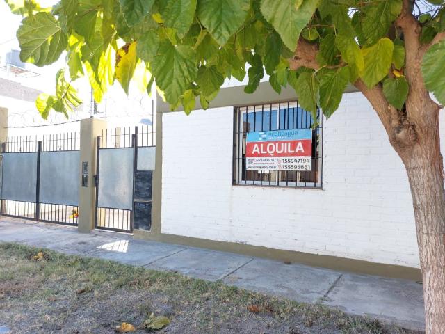 Alquiler de espectacular Departamento 3 ambientes en Maipú