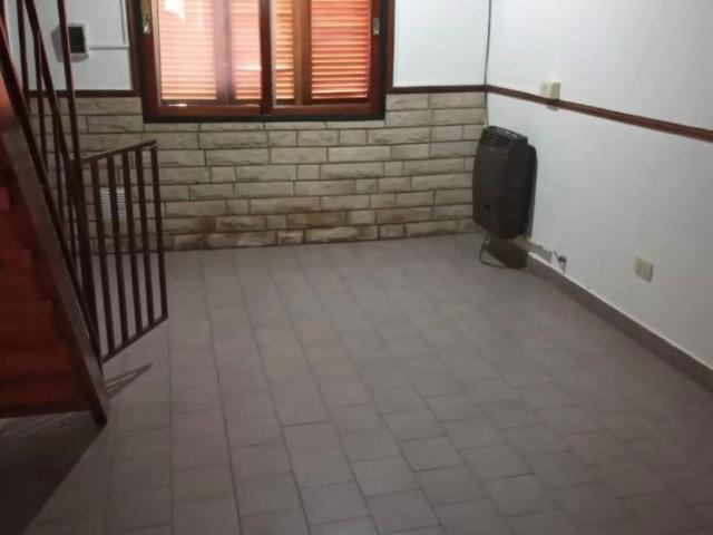 Alquiler de espectacular Departamento 3 ambientes en Merlo