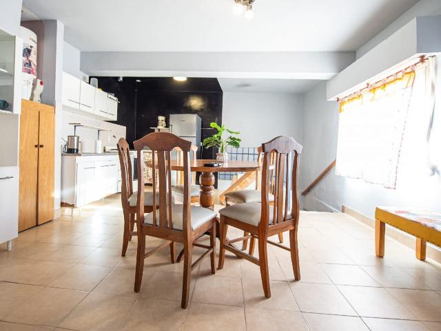 Alquiler de espectacular Departamento 3 ambientes en Neuquén