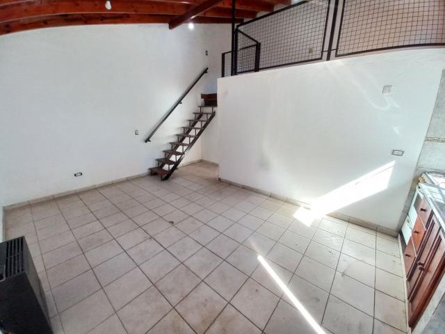 Alquiler de espectacular Departamento 3 ambientes en Almirante Brown Rafael Calzada