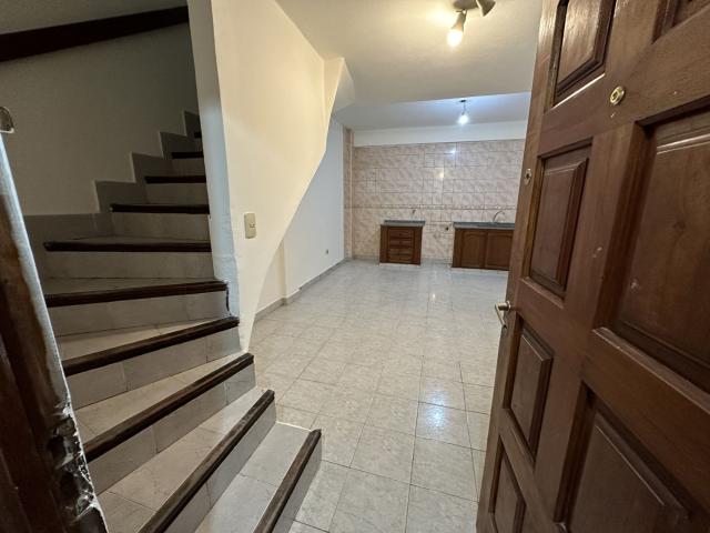 Alquiler de espectacular Departamento 3 ambientes en Lanús Lanús Este