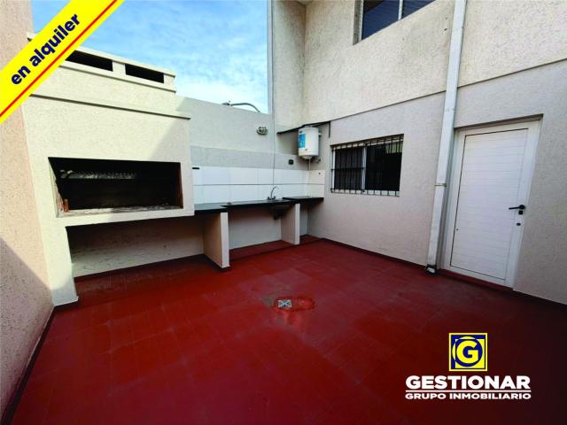 Alquiler de espectacular Departamento 3 ambientes en Lanús Valentín Alsina