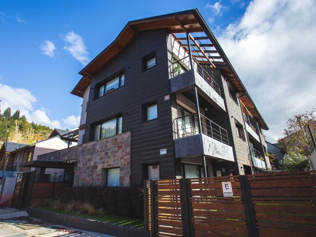 Alquiler de espectacular Departamento 3 ambientes en San Martín de los Andes