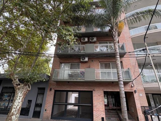 Alquiler de espectacular Departamento 3 ambientes en Tres De Febrero Saenz Peña