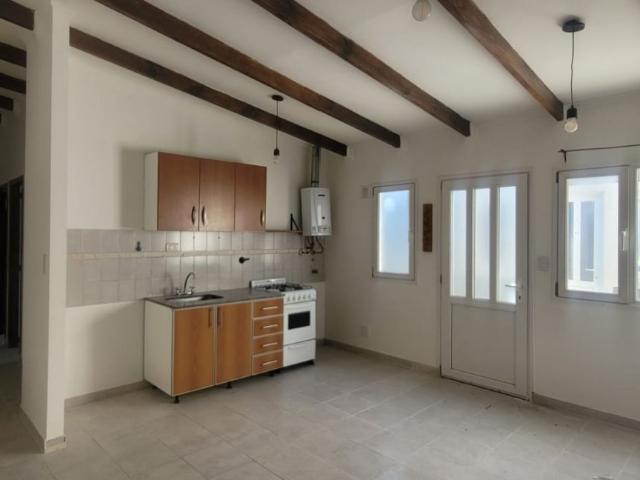 Alquiler de espectacular Departamento 3 ambientes en