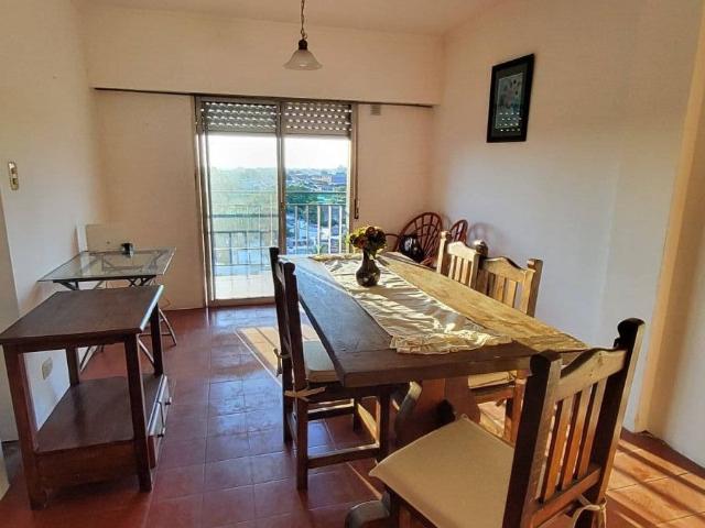 Alquiler de espectacular Departamento 4 ambientes en Concordia