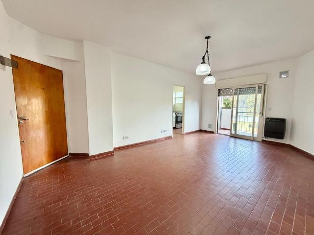 Alquiler de espectacular Departamento 4 ambientes en San Miguel