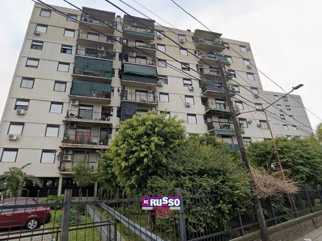 Alquiler de espectacular Departamento 4 ambientes en Tres De Febrero Ciudadela