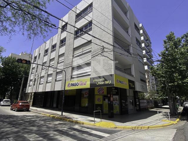 Alquiler de espectacular Departamento 4 ambientes en Villa María