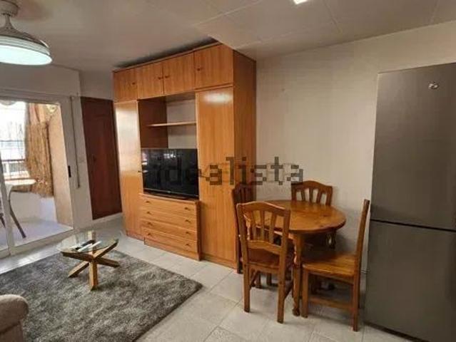 Alquiler de estudio en Calle Maestro Parada