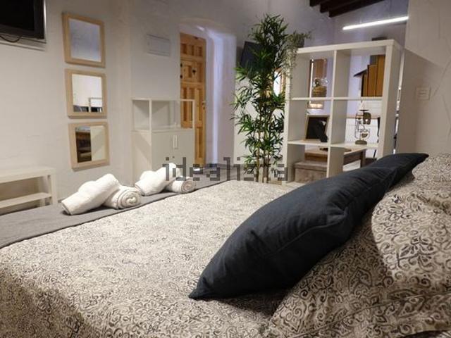 Alquiler de estudio en Calle Moral, 5