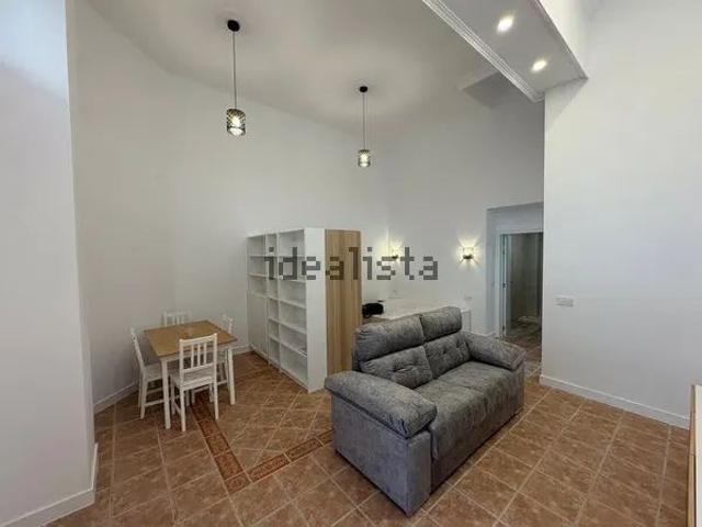 Alquiler de estudio en Calle Eugenio Oneguin