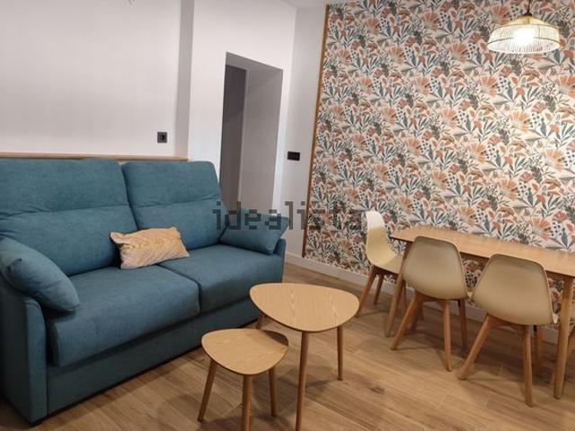 Alquiler de estudio en Calle Jábega, 22