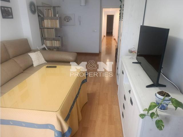 ALQUILER DE ESTUPENDO PISO CENTRO, CON GARAJE EN ALMENDRALEJO
