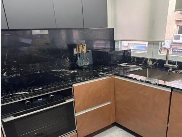 ALQUILER DE EXCELENTE VIVIENDA AMUEBLADA ZONA SANTO DOMINGO AL LADO E RENFE