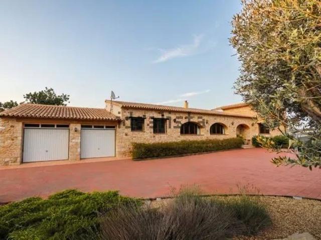 Alquiler de finca rústica en Jalón