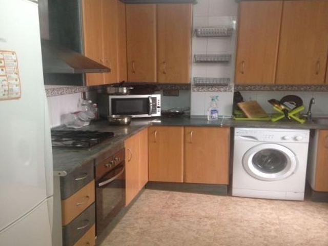 Alquiler de habitacion en piso compartir estudiantes