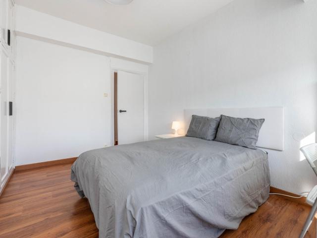 Alquiler de habitación en pleno centro de Granada