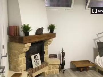 Alquiler de habitaciones en casa de 4 dormitorios en Leganés.