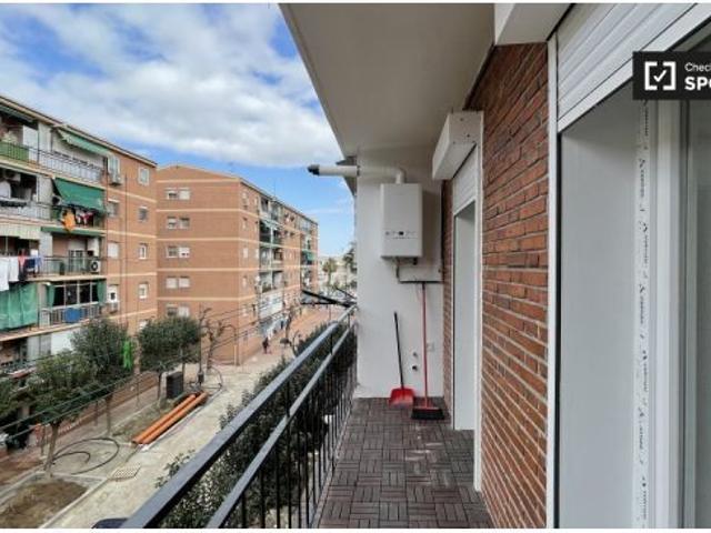 Alquiler de habitaciones en apartamento de 2 dormitorios en Getafe