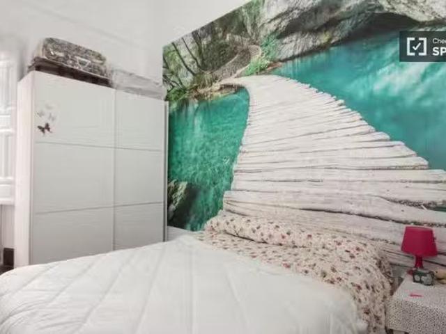 Alquiler de habitaciones en apartamento de 6 dormitorios en Ce.